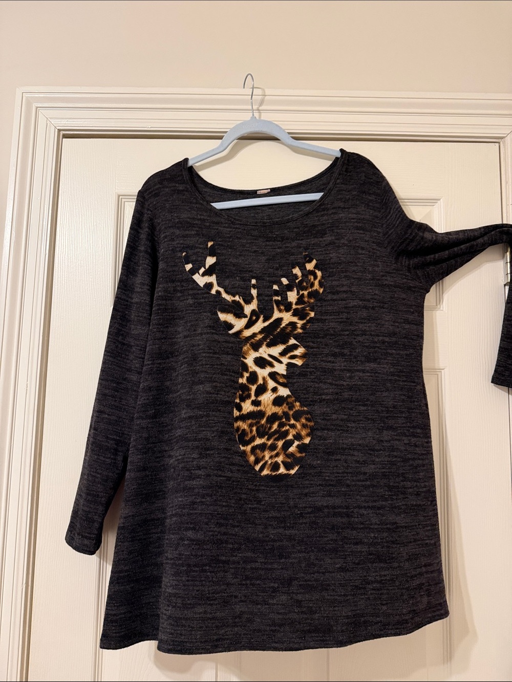 Charcoal Women's Long-Sleeve Tunic with Leopard-Print Deer Applique
